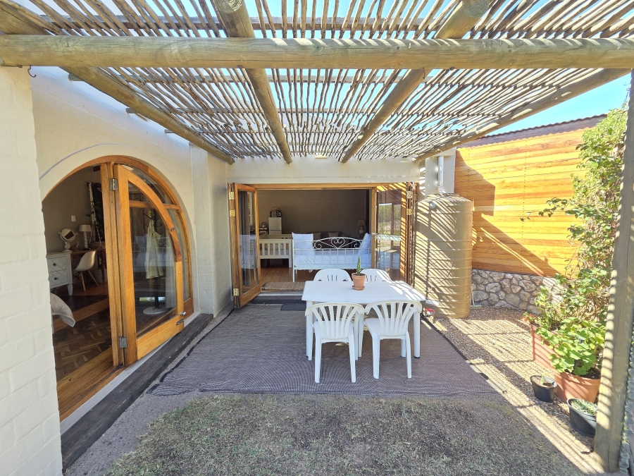 4 Bedroom Property for Sale in Trekoskraal Western Cape
